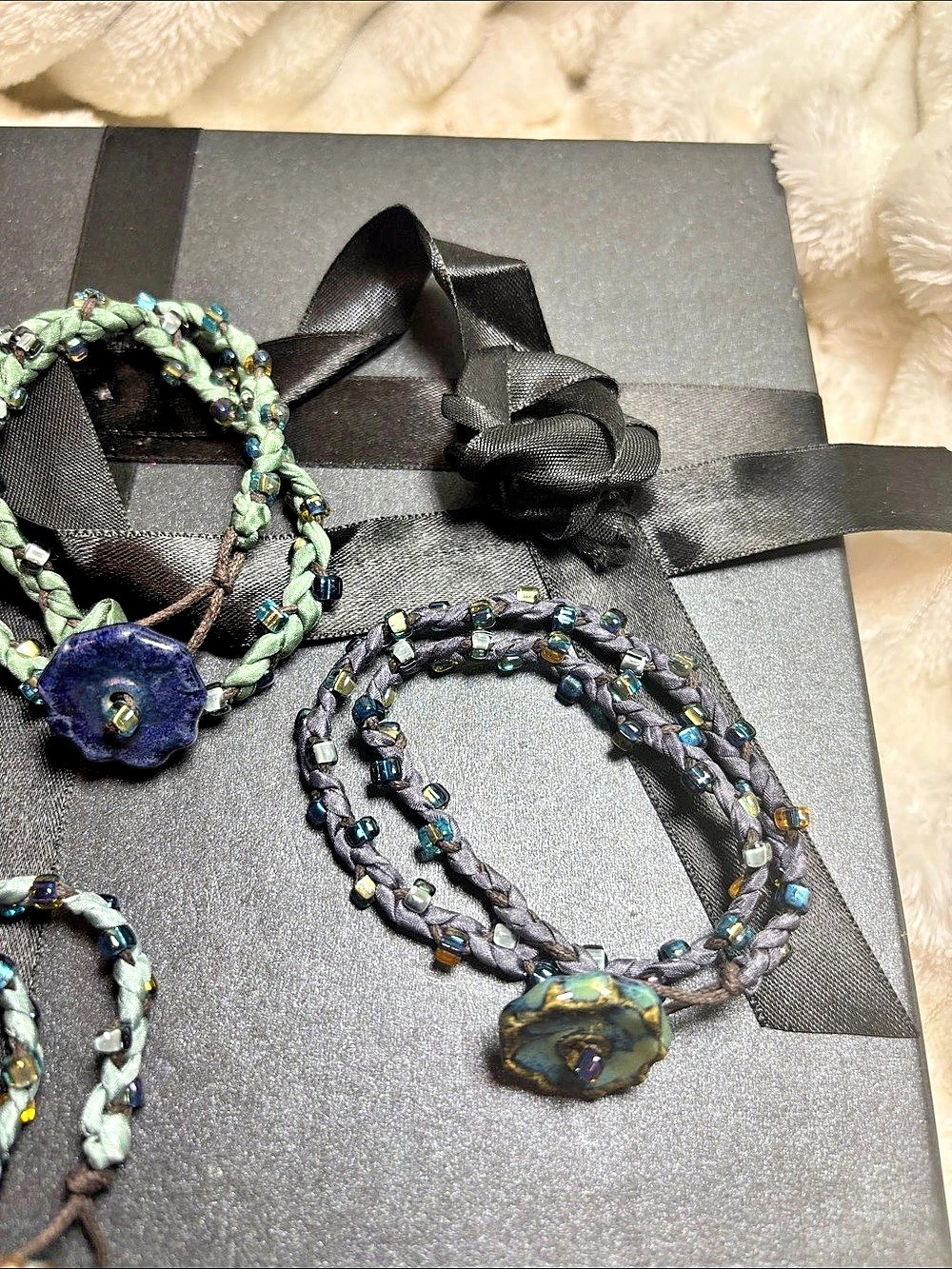 3 Wrap around Beaded Bracelets in Blue & Green Like New - Picture 2 of 3